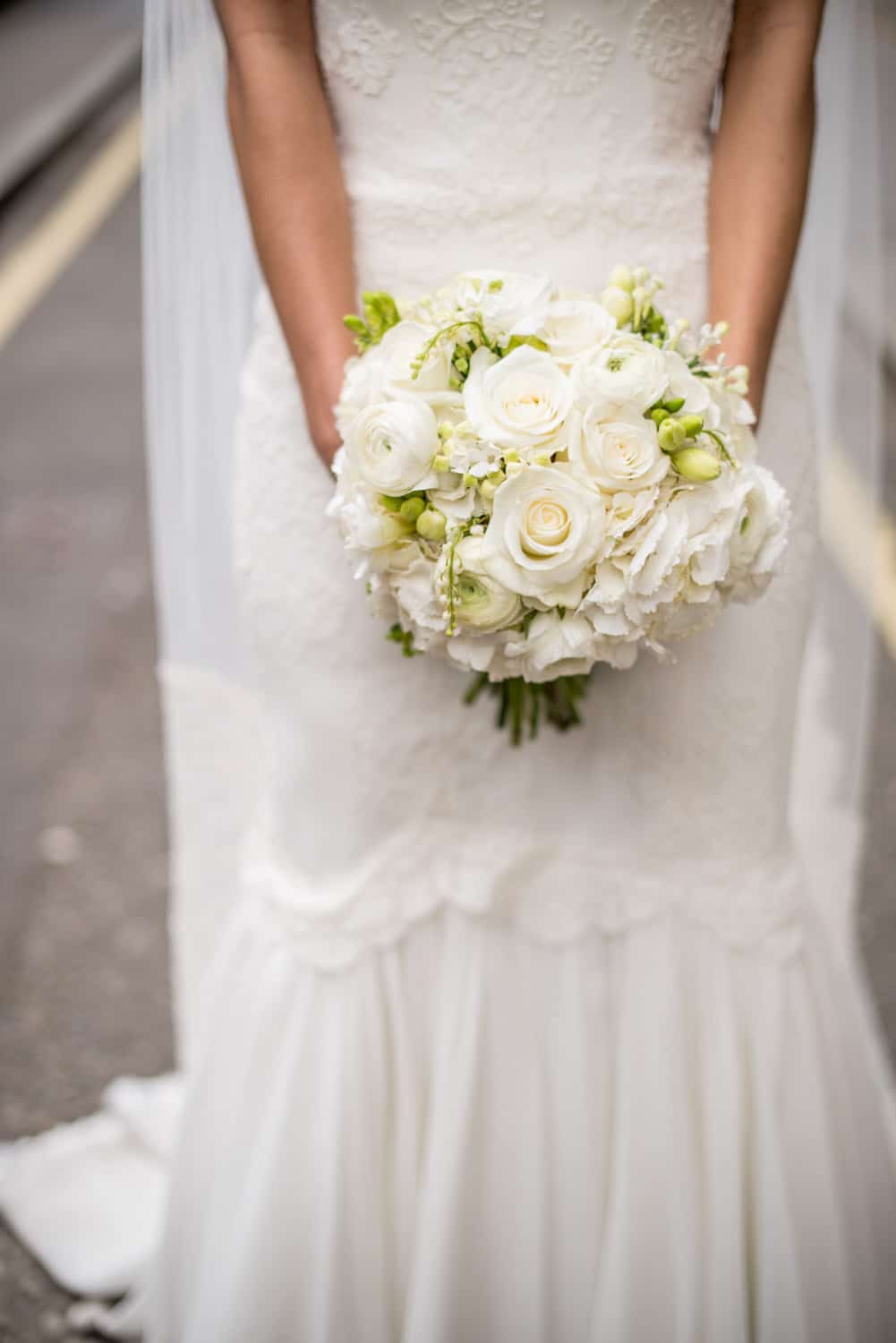 white wedding bouquet