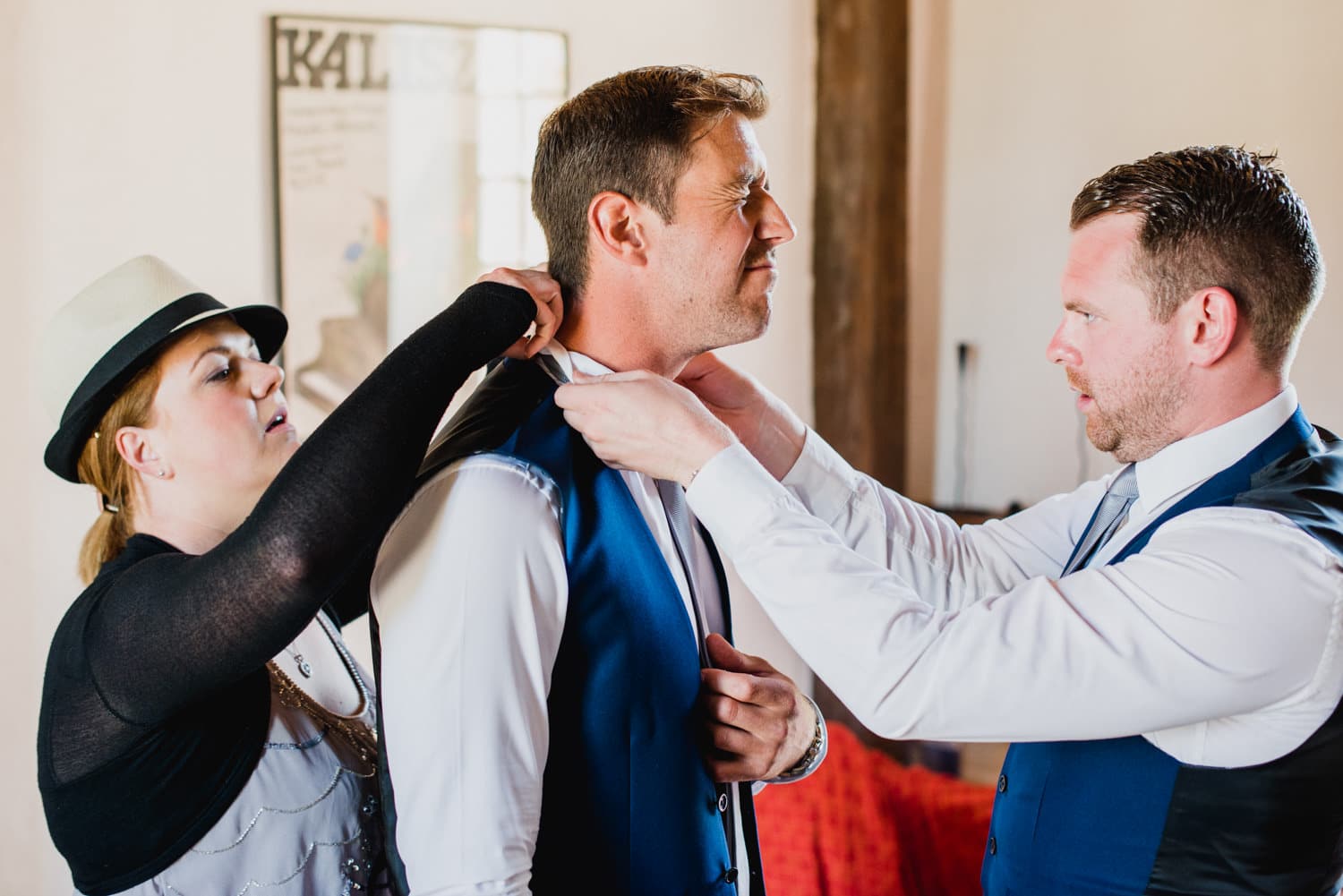 groom preparations at Chateau de Lacoste wedding