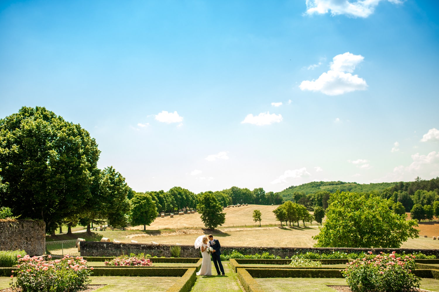 gardens at Chateau de Lacoste wedding venue