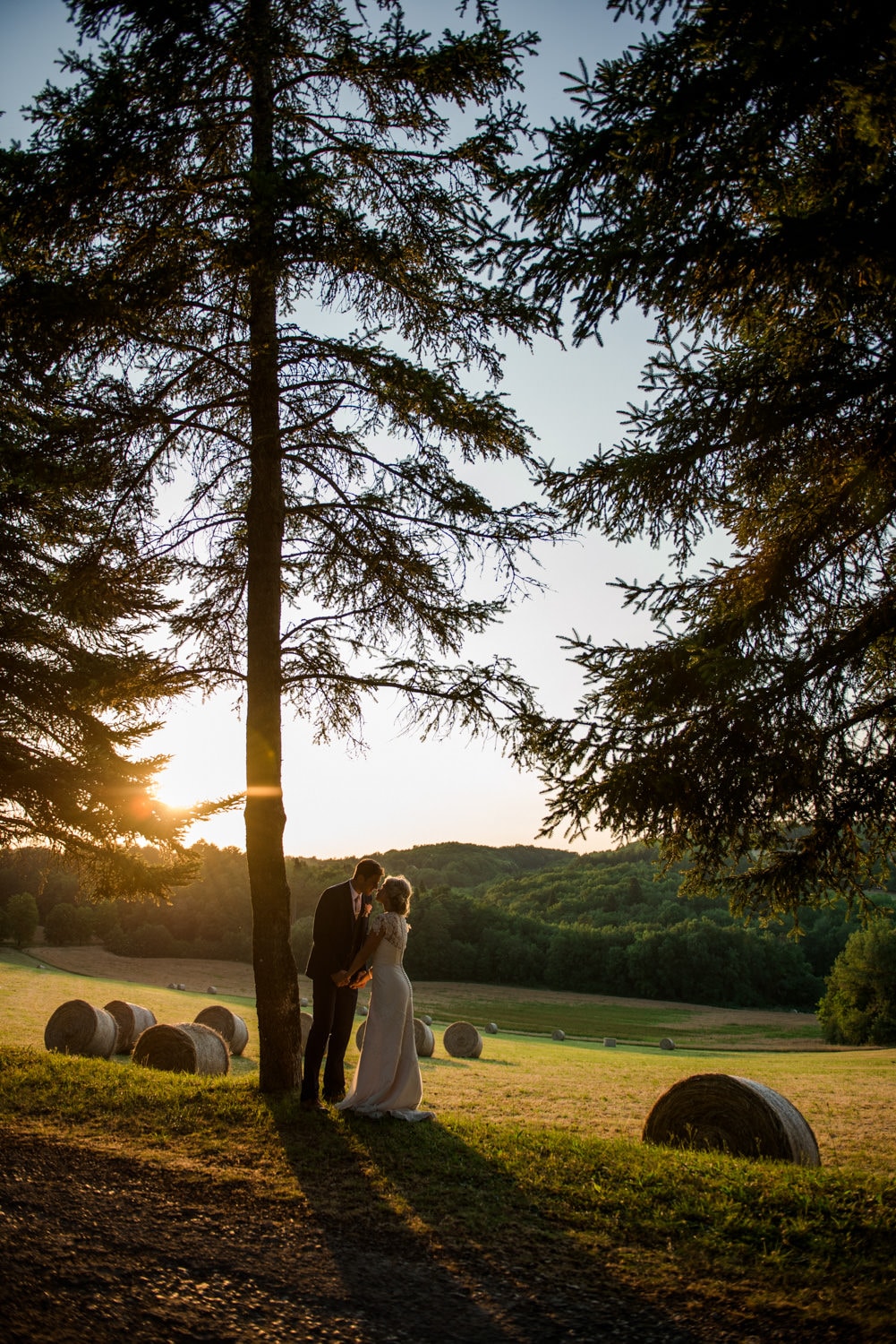 bride and groom golden hour portraits at Chateau de Lacoste wedding