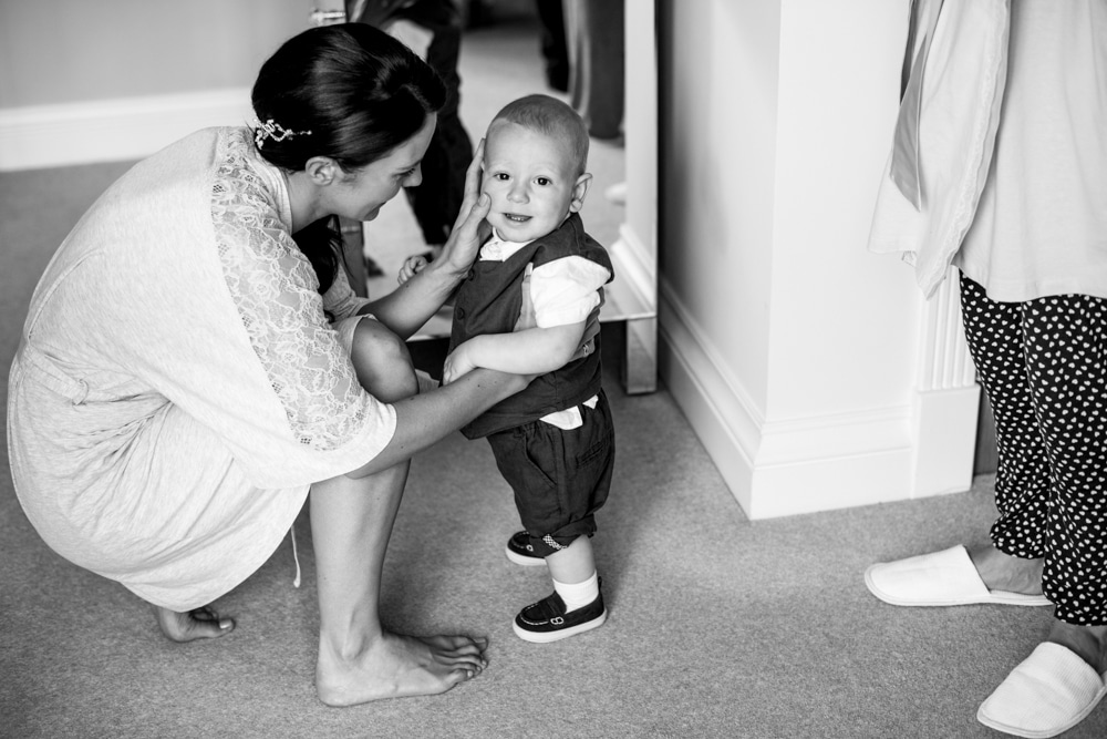 bride and little pageboy