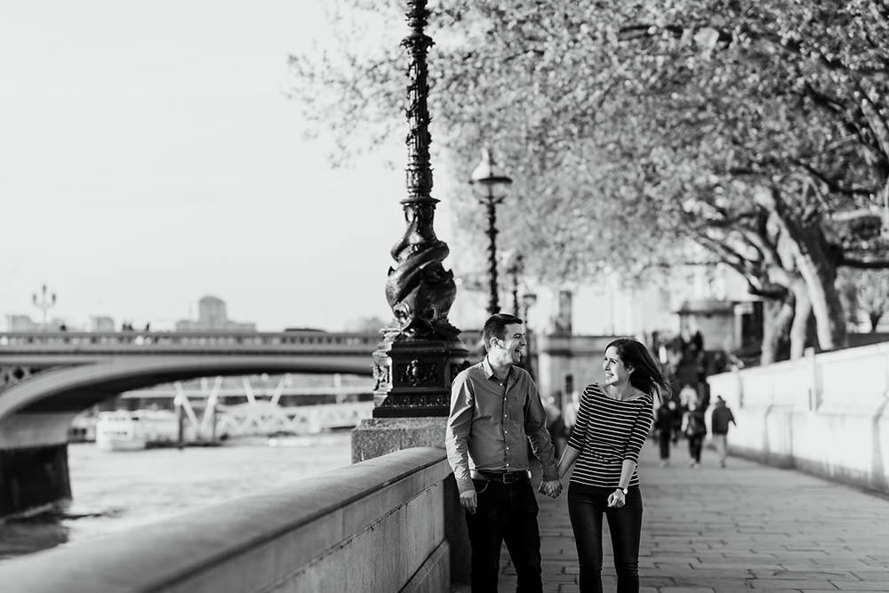 Couple shoot along Southbank walking together