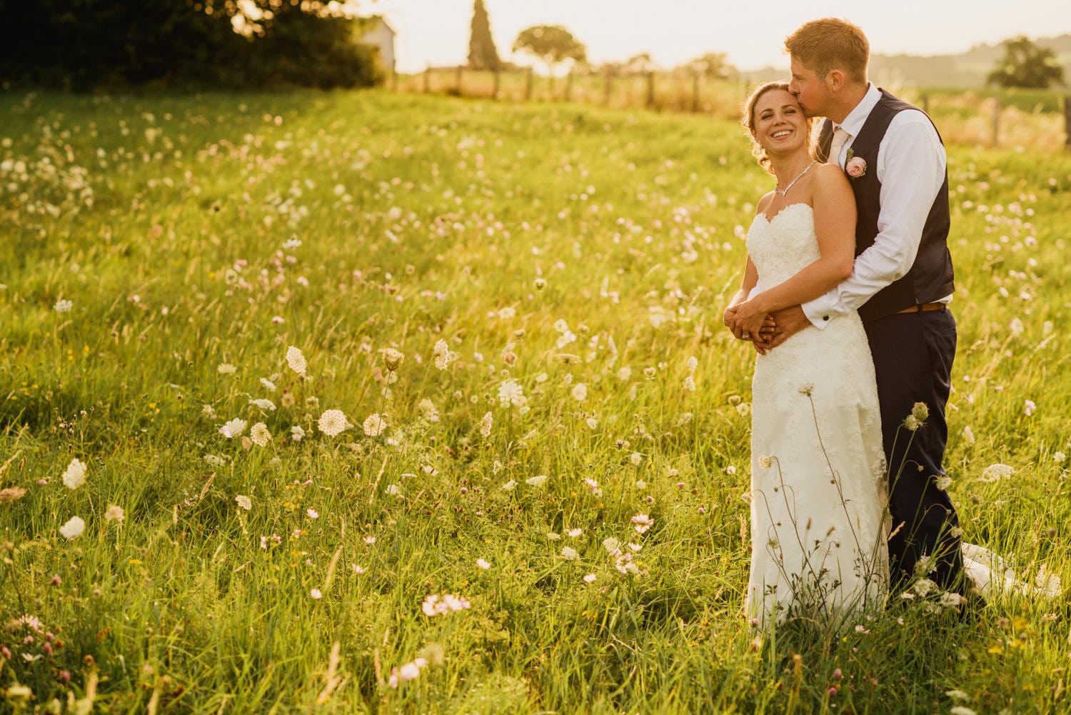 portrait of bride and groom at chateau la Durantie